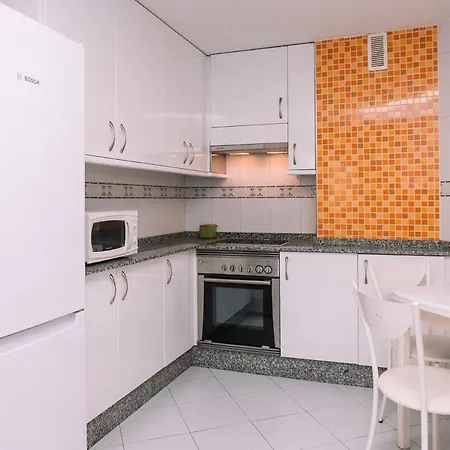 Luz Y Descanso Con Parking By Apartamento Vigo