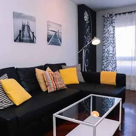 Luz Y Descanso Con Parking By Apartamento Vigo