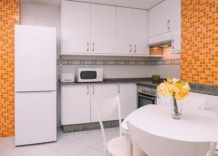 Luz Y Descanso Con Parking By